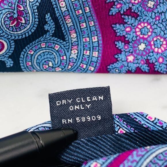 HART SCHAFFNER MARX Tie 100% Silk 58" x 3" Blue Purple Paisley Necktie Italy NWT - Picture 8 of 10